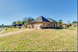 108 Oak Meadow Court, Clinton MS 39056