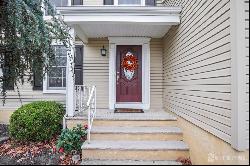 32 9th Street, Monroe NJ 08831