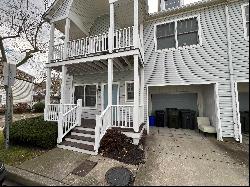 2 Clipper Ct, Atlantic City NJ 08401