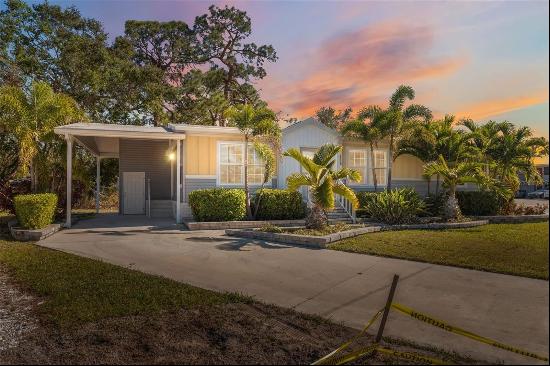 4620 Tri Par Drive, Sarasota FL 34234