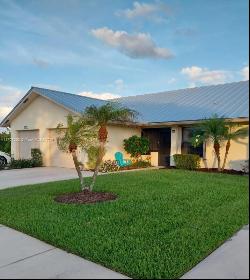 7659 SE Sugar Sand Cir, Hobe Sound FL 33455