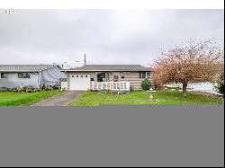 1565 Astor Way, Woodburn OR 97071