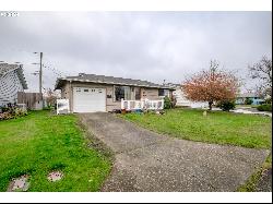 1565 Astor Way, Woodburn OR 97071