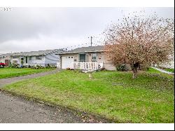 1565 Astor Way, Woodburn OR 97071