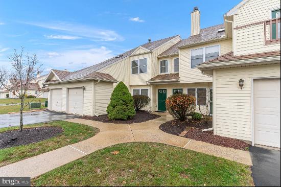 7327 Sauerkraut Lane Unit B, Macungie PA 18062