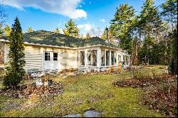 18 Barrington Circle, Ossipee NH 03814