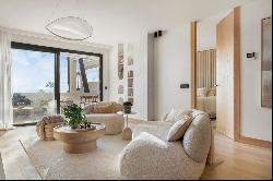 Contemporary apartment fully renovated by a renowned architect i, Marbella 29660