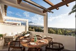 Contemporary apartment fully renovated by a renowned architect i, Marbella 29660