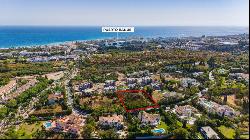 Prime plot with project to build a luxury villa in Atalaya de Ri, Marbella 29660