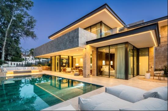 Sustainable designer villa ideal for entertaining in La Cerquill, Marbella 29660