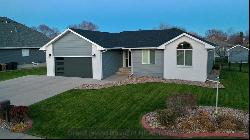 2509 Riverview Dr, Grand Island NE 68801