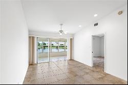 620 E Lake Jasmine Circle Unit 203, Vero Beach FL 32962