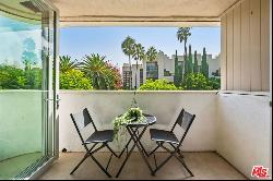 11645 Montana Avenue Unit 103, Los Angeles CA 90049