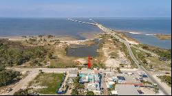 28 W Bay Shore Dr, St. George Island FL 32328