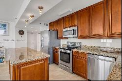 770 Claughton Island Dr Unit 815, Miami FL 33131