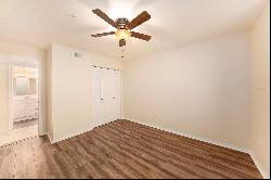 2400 Feather Sound Drive #128, Clearwater FL 33762