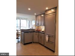 224-30 W Rittenhouse Square Unit 2705, Philadelphia PA 19103