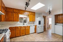 2624 Wisconsin Street NE, Albuquerque NM 87110