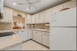 1055 Forest Lakes DR #E209, Naples FL 34105