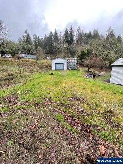 32437 Hidden Valley Rd, Lebanon OR 97355