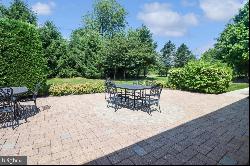 426 Timberlake Drive, Ewing NJ 08618