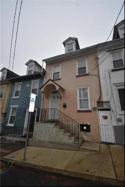 29 N Warren Street, Easton PA 18042