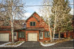 Stunning End-Unit Townhome