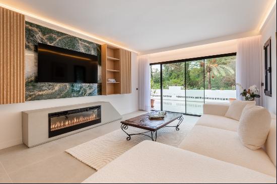 Three bedroom apartment in Marbella Golden Mile