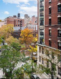 41 Fifth Avenue 6D In Greenwich Village, New York