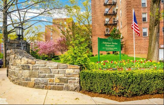 5650 Netherland Avenue 2D In Riverdale, New York