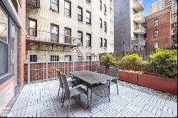 215 West 95Th Street 2M In Upper West Side, New York