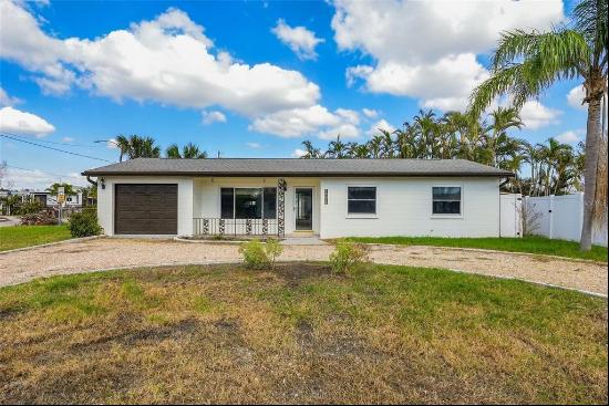 14011 East Parsley Drive, MADEIRA BEACH, FL, 33708