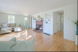 190-R Meetinghouse Rd, Eastham, MA 02642