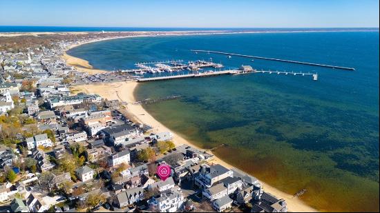 176 Commercial St, #2, Provincetown, MA 02657