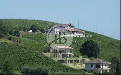 Monforte d'Alba, Ornati, 12065, Italy