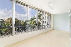 389 S Lake Drive 2H In Palm Beach, Florida