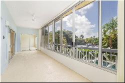 389 S Lake Drive 2H In Palm Beach, Florida