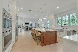 3 Bridle Way In Saddle River, New Jersey