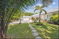 9400 Old Cutler Rd In Coral Gables, Florida