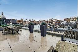 A Luxurious Duplex with Roof Terraces in Knightsbridge