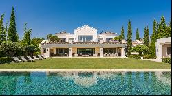 Sea views and complete privacy in Sotogrande