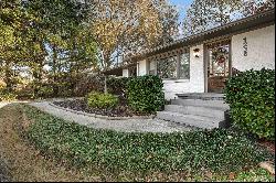 Stunning Mid-Century Brick Ranch Near Downtown Smyrna