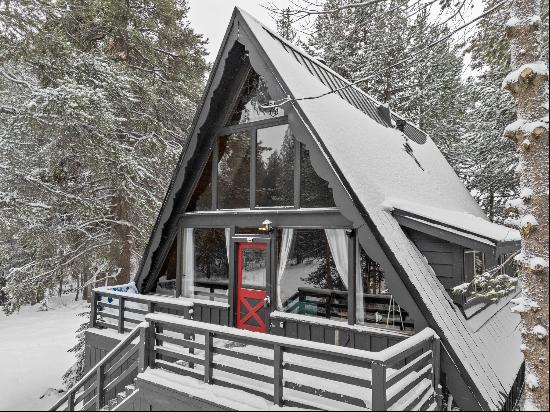 Iconic A-Frame in a Recreational Paradise!