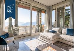 In an exclusive dominant position in Cernobbio a stone's throw from Villa d'Este, this mag