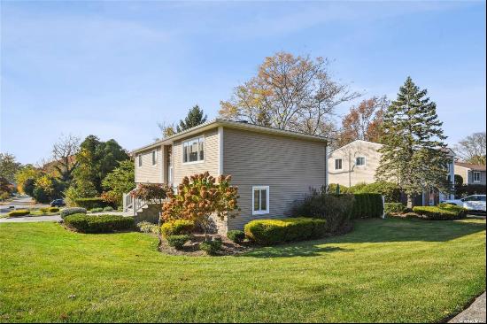 57 Barry Lane, Syosset, NY, 11791, USA