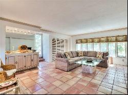 16632 Captiva Dr