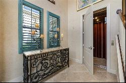 501 Avellino Isles Cir