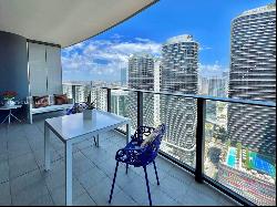 1000 Brickell Plz