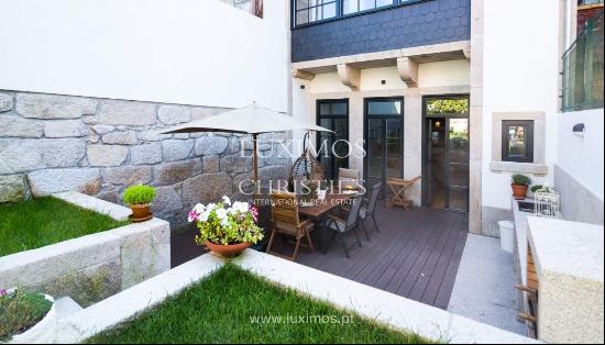 Contemporary villa with garden for sale, in Porto, Portugal