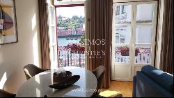 Sale of building w/ river views in historic center of Porto, Portugal